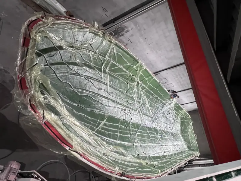 Lawada® postupak vakuumske infuzije za trup putničkog broda od 21,8 m – povećanje snage, učinkovitosti i dugovječnosti