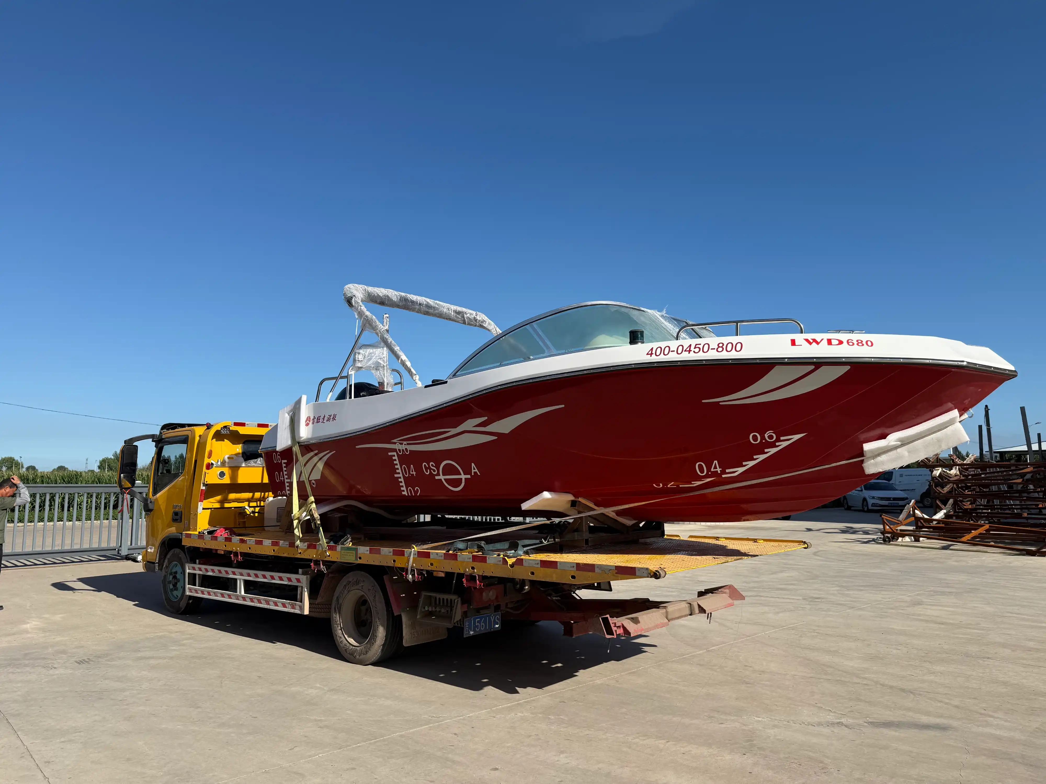 Otpremljeno: LAWADA® 680 gliser visokih performansi