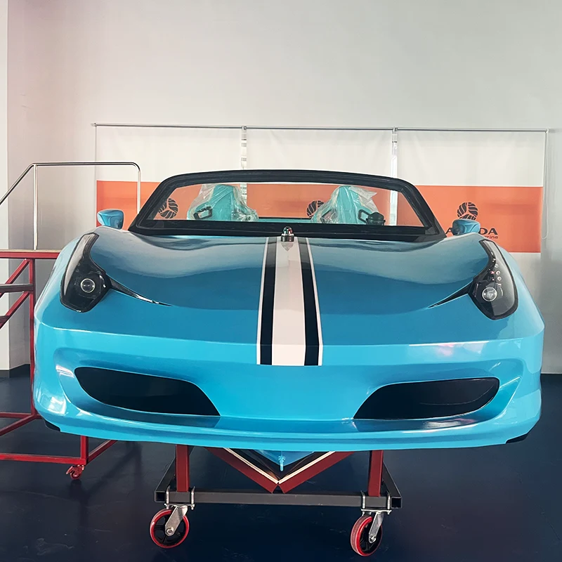 Automobil s fiberglasom vode
